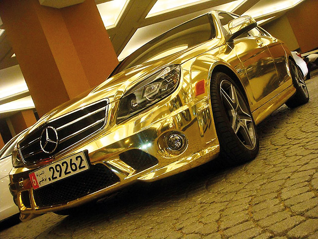 Mercedes-Gold