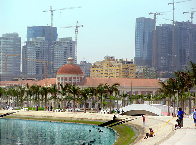 Luanda-Cranes
