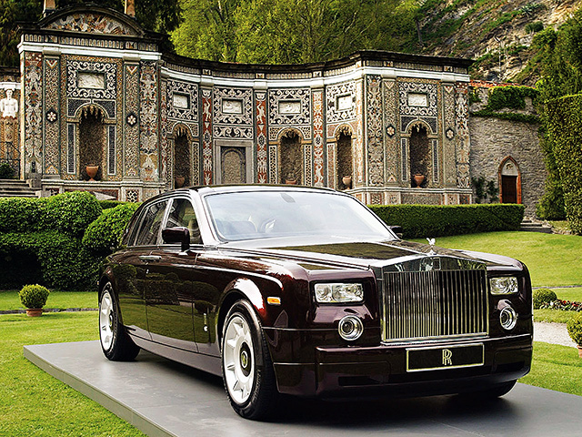 UHNWI-Rolls-Royce-Phantom