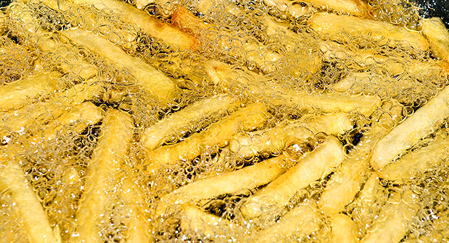 Fast-Food-French-Fries-Oil